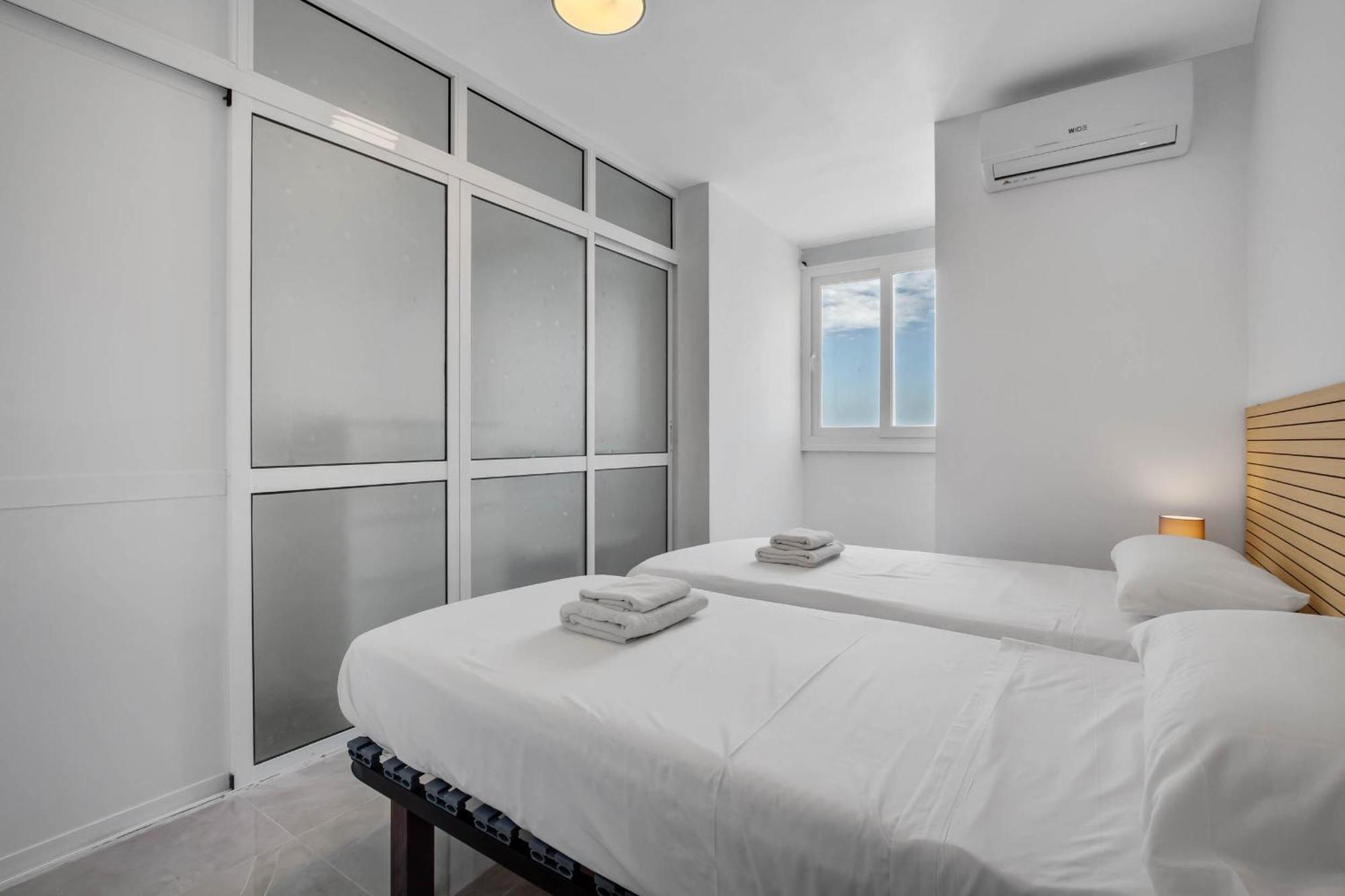 Micarlo 701 By Ivi Real Estate Apartment